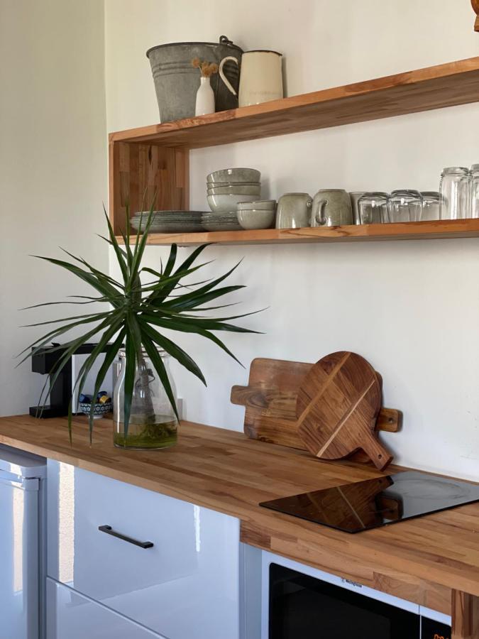 Bay Breeze Boutique Accommodation ベイトマンズ・ベイ エクステリア 写真