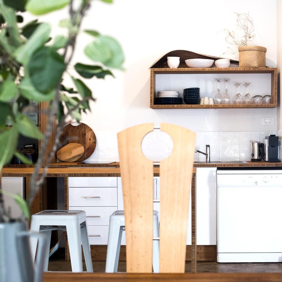 Bay Breeze Boutique Accommodation ベイトマンズ・ベイ エクステリア 写真