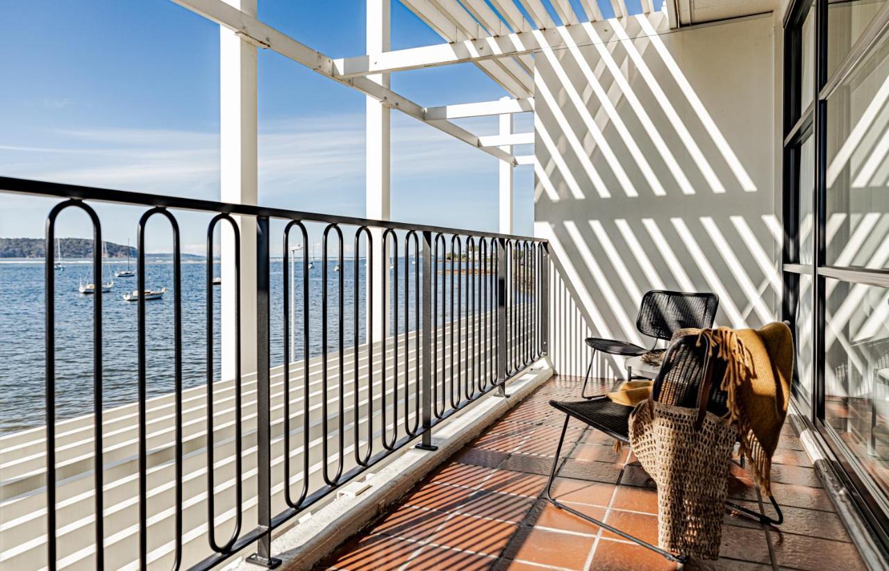 Bay Breeze Boutique Accommodation ベイトマンズ・ベイ エクステリア 写真