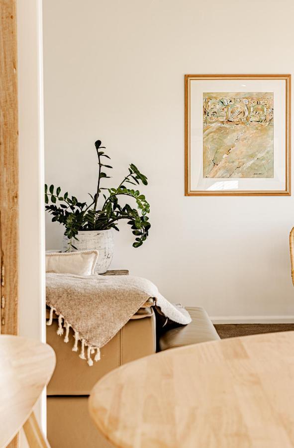 Bay Breeze Boutique Accommodation ベイトマンズ・ベイ エクステリア 写真