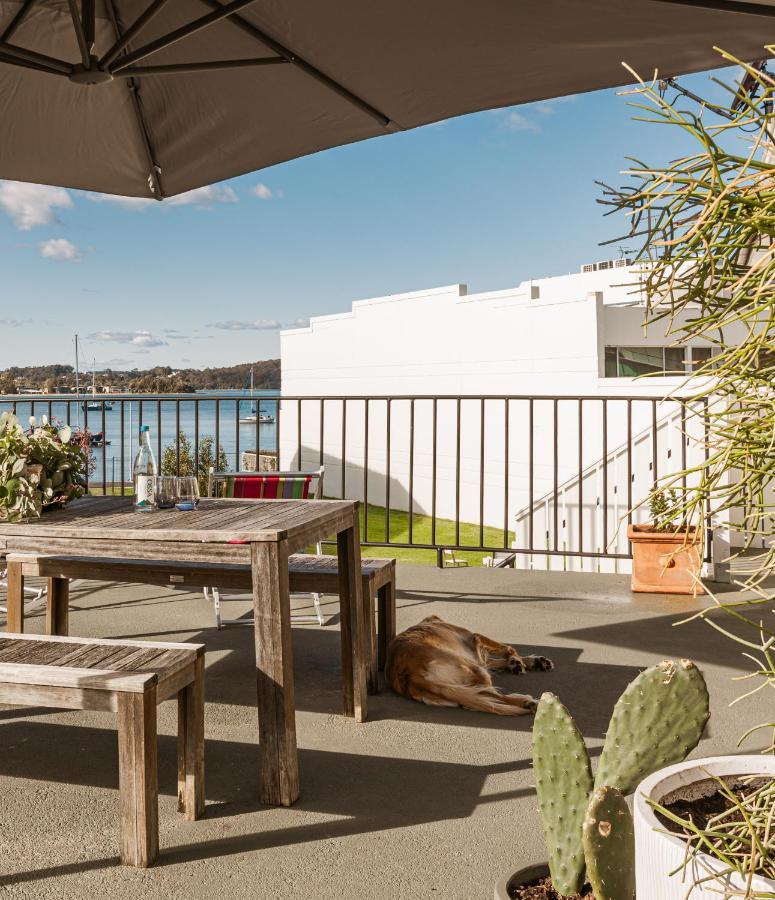 Bay Breeze Boutique Accommodation ベイトマンズ・ベイ エクステリア 写真