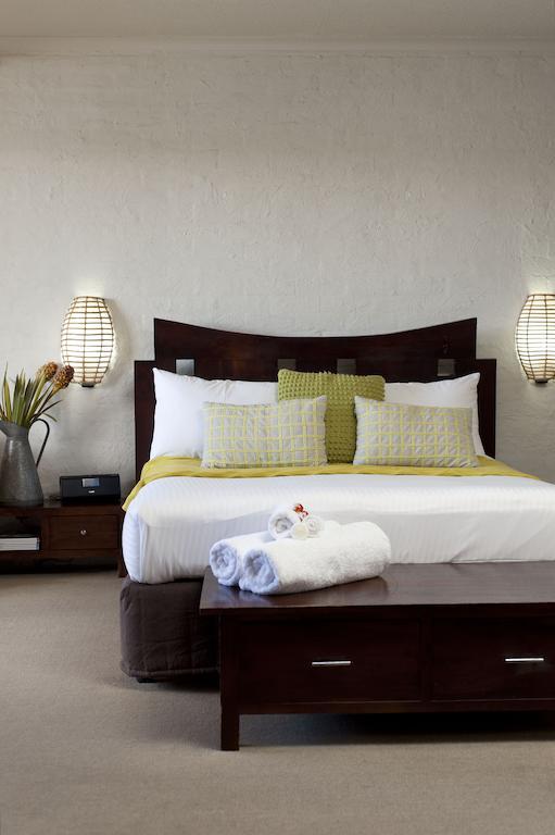 Bay Breeze Boutique Accommodation ベイトマンズ・ベイ エクステリア 写真